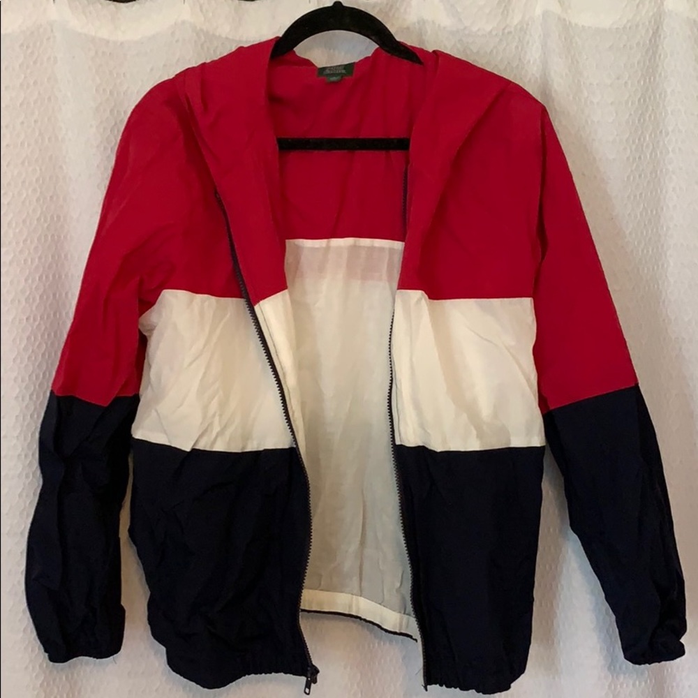Vintage-inspired rain jacket/windbreaker